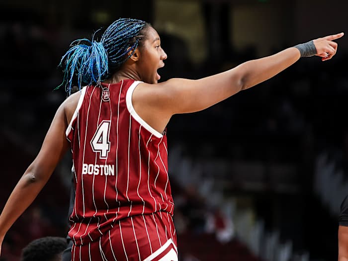 South Carolina's Aliyah Boston points to a teammate